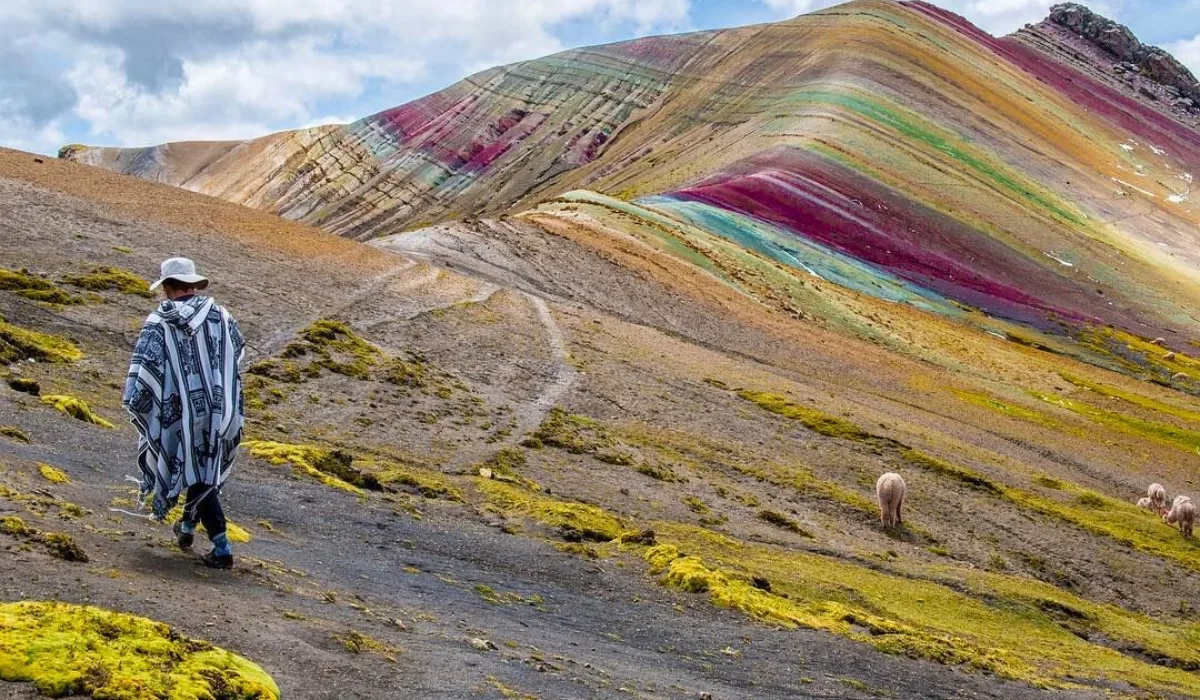 RAINBOW MOUNTAIN TOUR